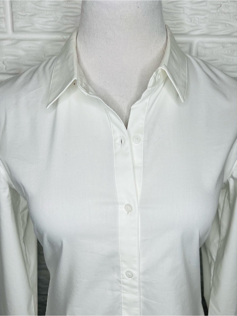EXPRESS Women’s Button Up Shirt Crisp White Size M - Picture 4 of 7
